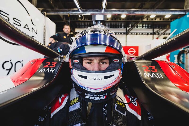 Nissan Rookies Luca Ghiotto und Victor Martins überzeugen bei Formel-E-Testfahrten in Berlin